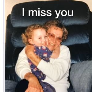 Meet your Posher, Carla